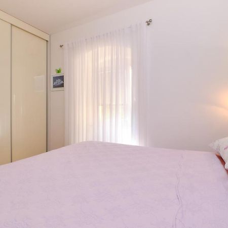 Snjezana Apartment มาลีโลชินจ์ ภายนอก รูปภาพ