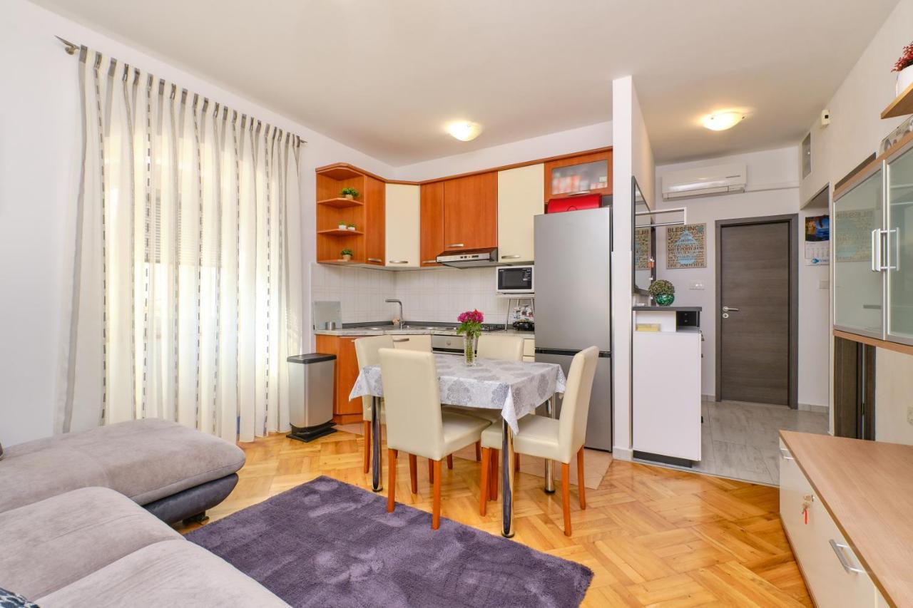 Snjezana Apartment มาลีโลชินจ์ ภายนอก รูปภาพ